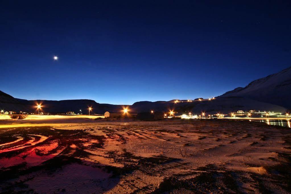 Guesthouse Gamla Ísafjörður Εξωτερικό φωτογραφία